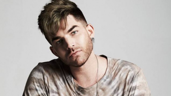 Adam Lambert cita Gaga em entrevista: 