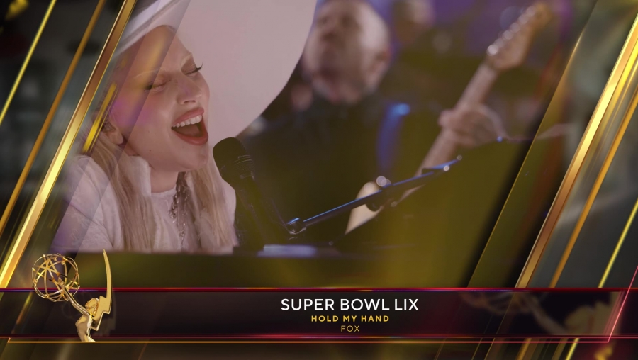 Lady Gaga ganhou um Emmy por sua apresentação de 